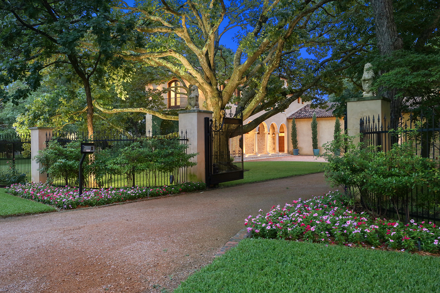 Dallas Fort Worth features Old Preston Hollow on the front cover of