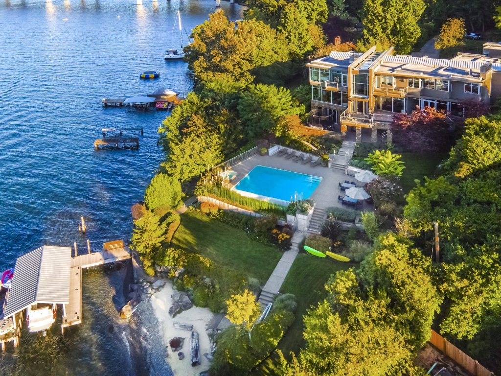 LHM Seattle Presents an Iconic Mercer Island Waterfront Estate