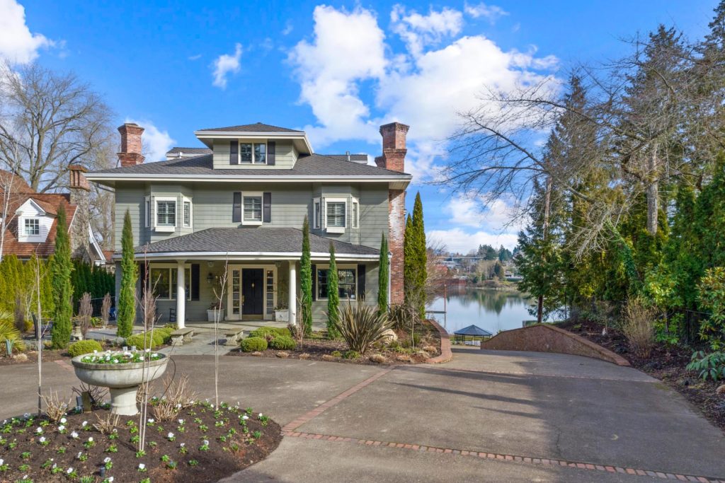 Dunthorpe Waterfront Estate on the cover of Luxury Home Magazine of