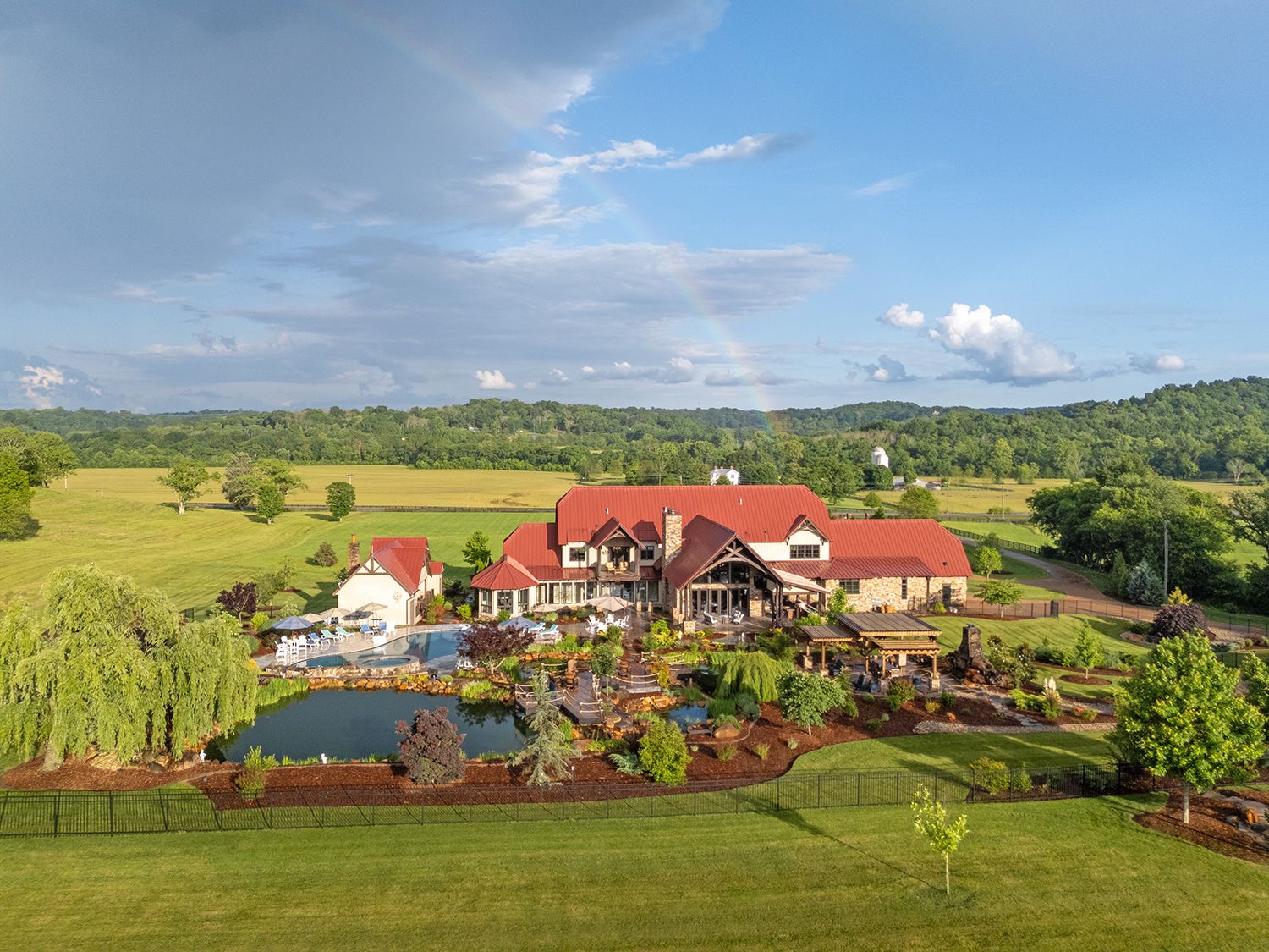 Nashville-11.4-Cover-Photo-