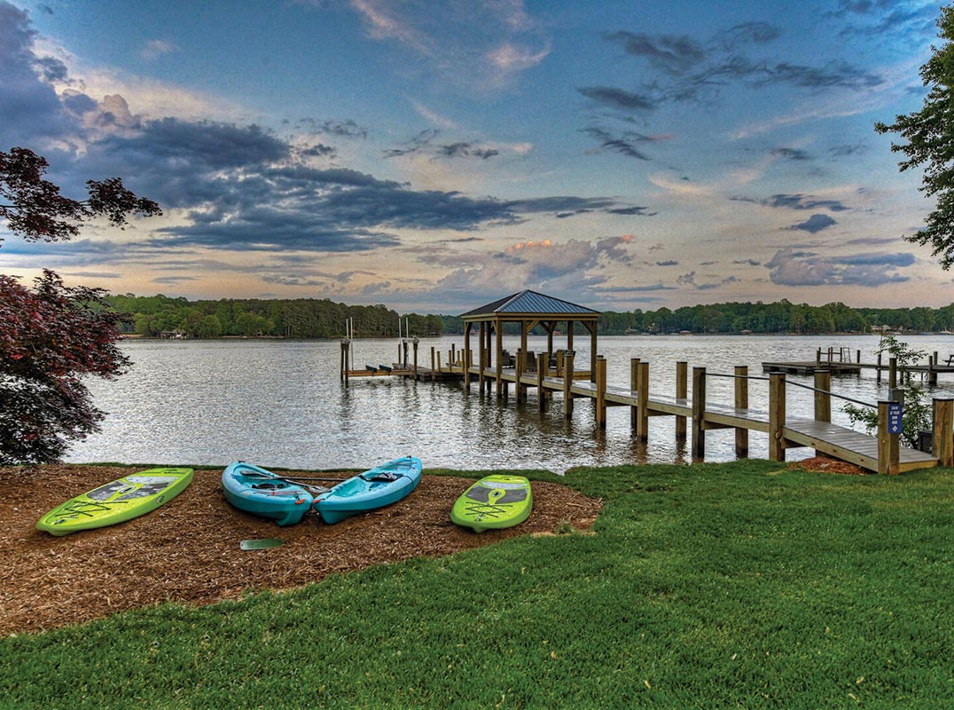 Southern Sunrise: Lake Norman Luxury Rental