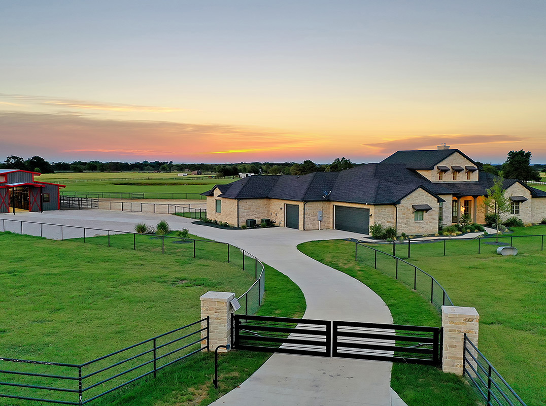Dallas Fort Worth Incredible 12 Acre Gated Equestrian Estate!