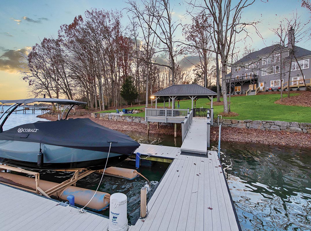 Ruby Arrival: Lake Norman Luxury Rental