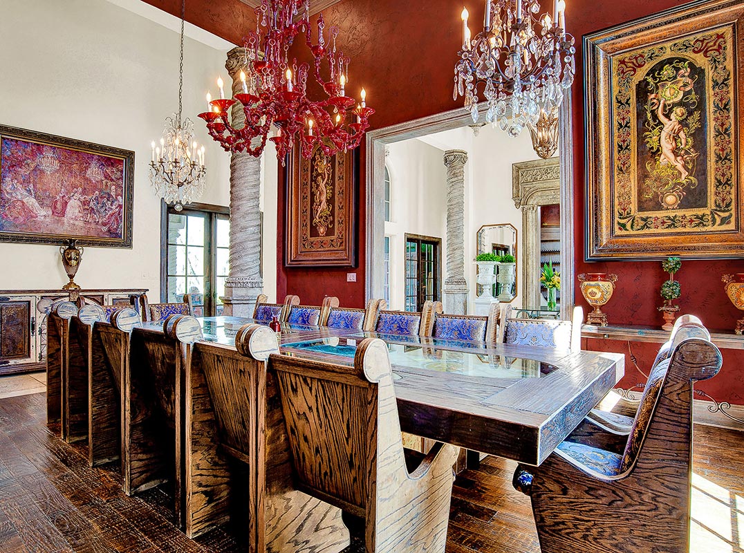 To VILLA BELLA FORESTA a.k.a BEAUTIFUL FOREST!