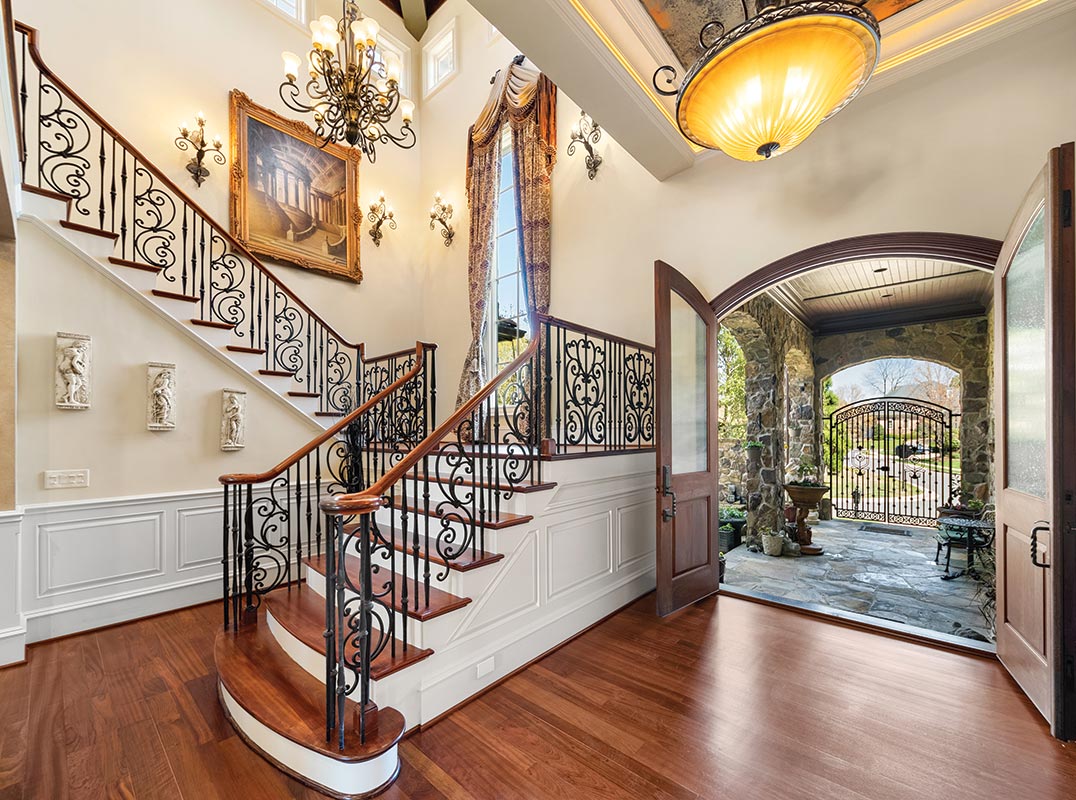 Charlotte Stonecroft Tuscan Villa with Magnificent Golf Views