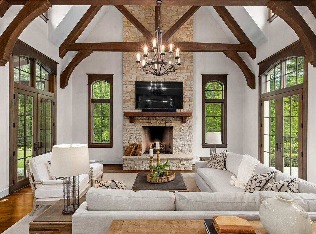 Grand Ridge Manor