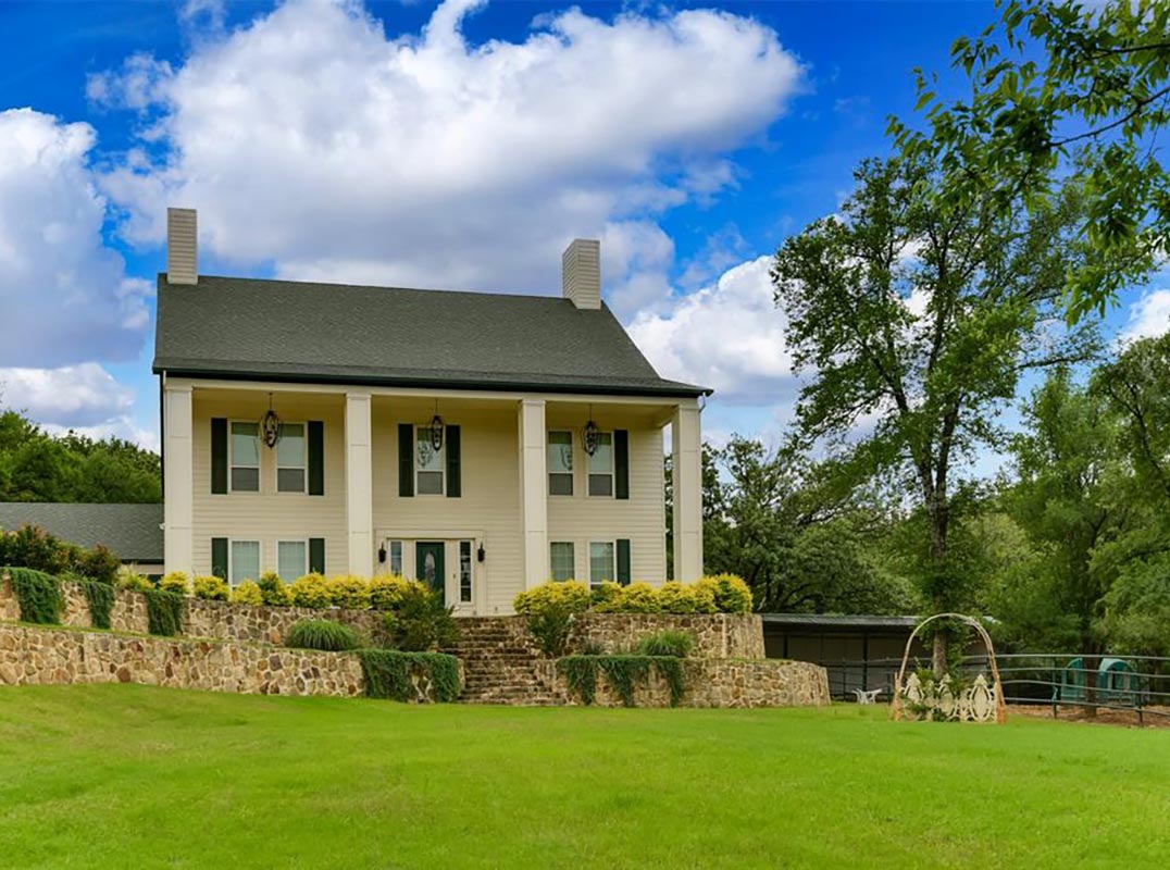 Colonial Style Home On Apx 3.5 Acres