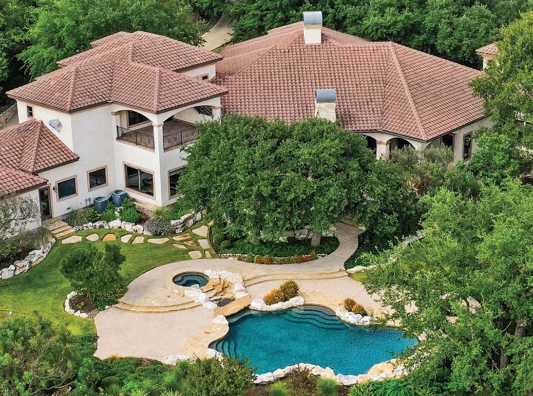 153 Riverwood