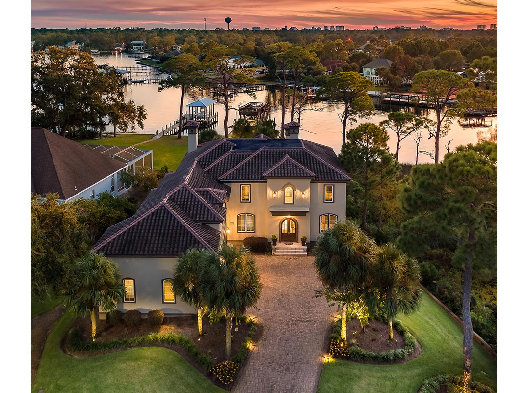 Bay Front on Estate Sized Lot