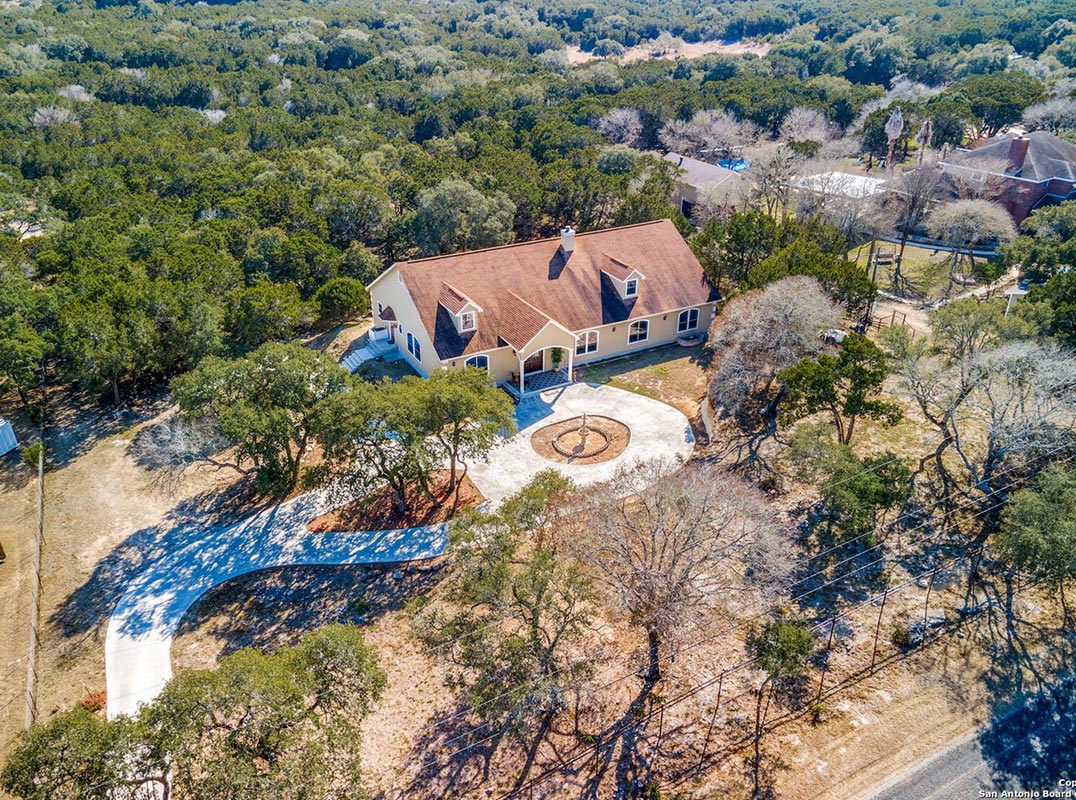 2 Acres In The Heart Of The Hill Country! 