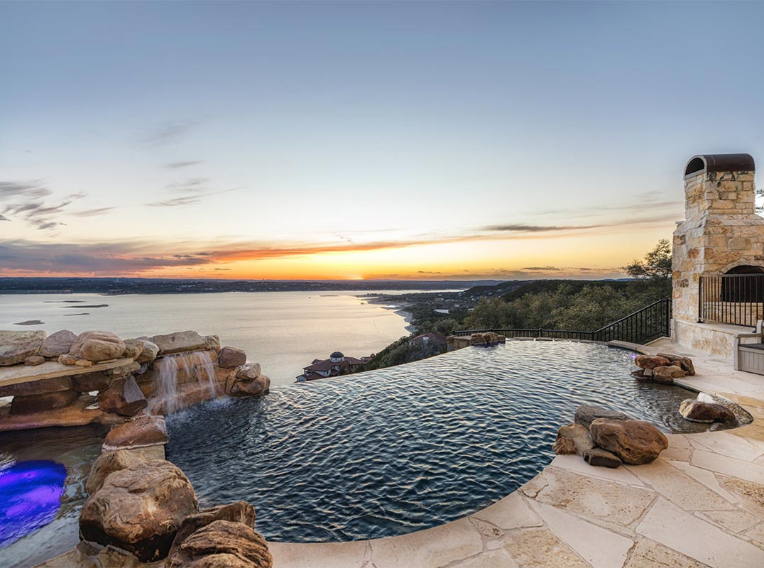Welcome to Starry Skies Over Lake Travis! 