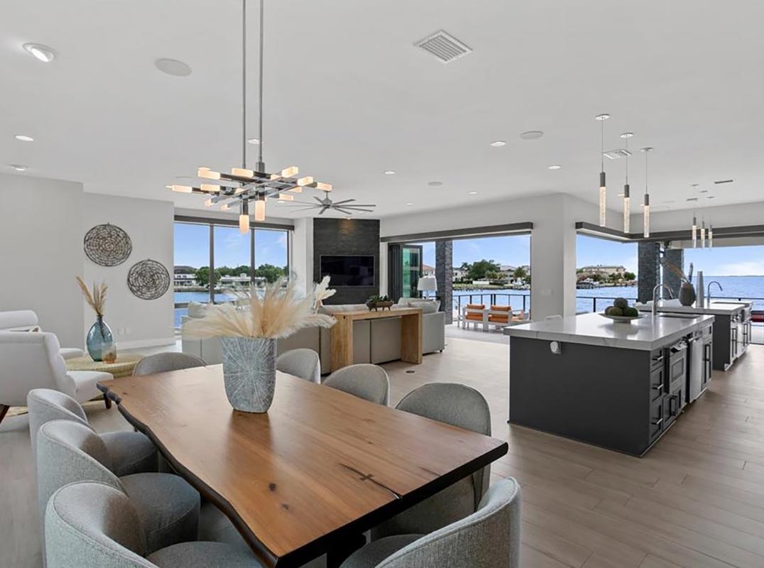 Open Bay Vistas