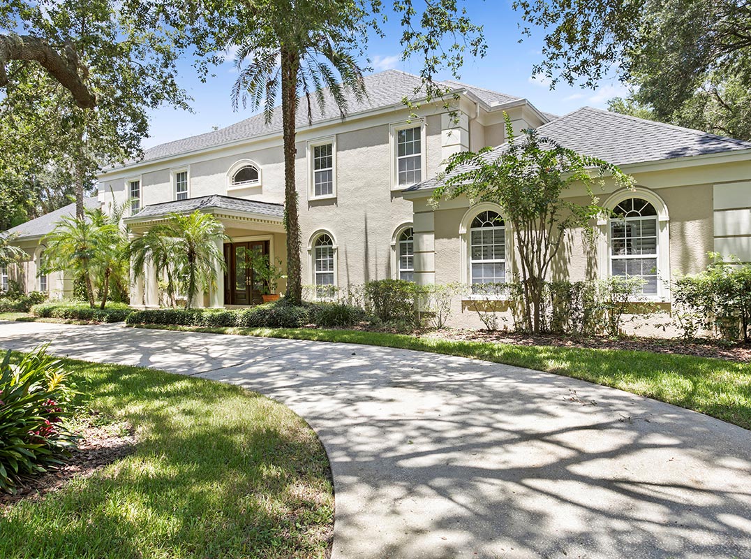 LHM Tampa Bay Beautiful Custom Designed Home In Avila