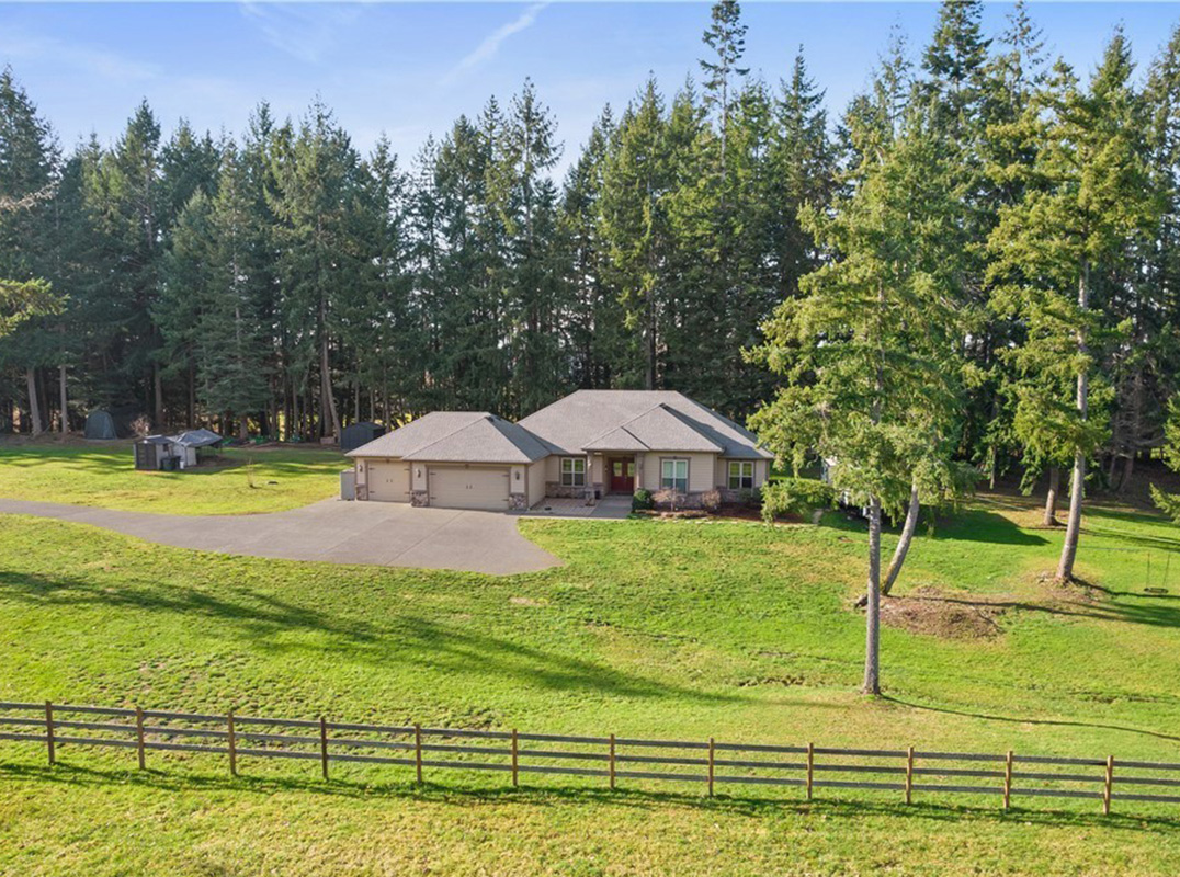 LHM Greater Seattle Gated Olympia Estate