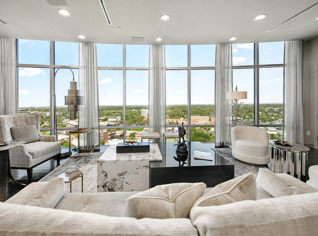 Come Home To This Stunning Junior Penthouse
