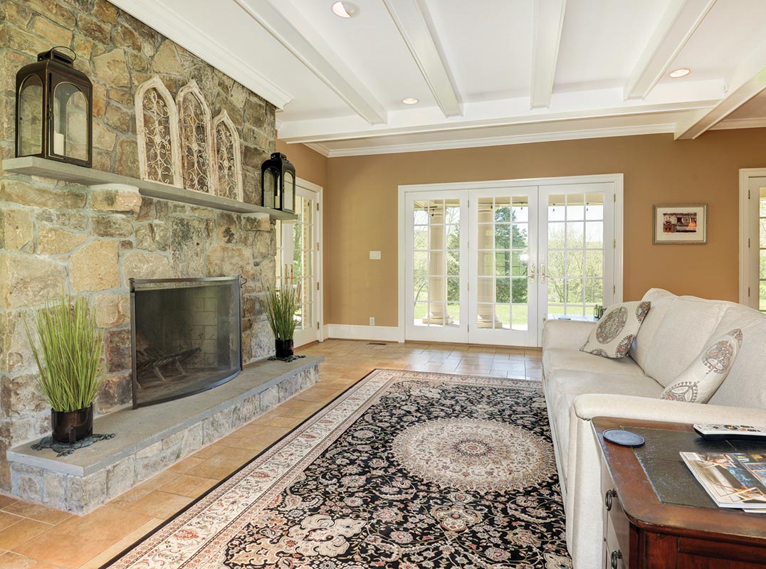 Exceptional Country Estate in Furnace Mountain Estates