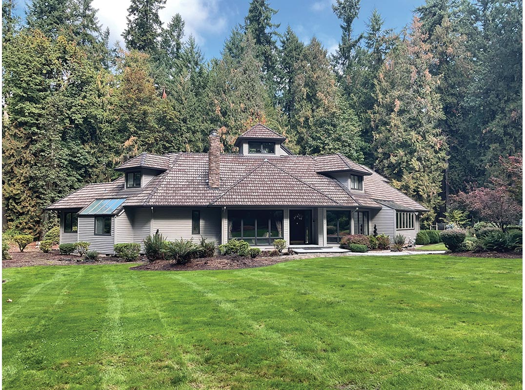 5 SECLUDED ACRES SOUTH OF PORTLAND