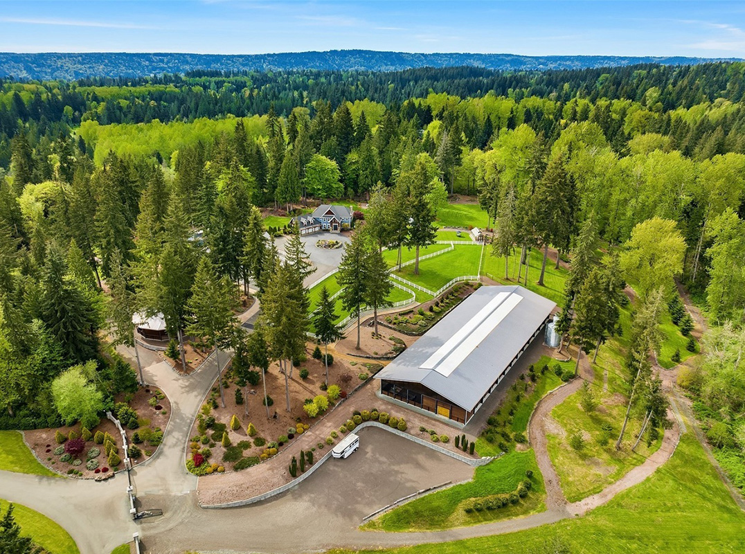 LHM Greater Seattle Carnation Equestrian Estate LHM Greater Seattle Carnation Equestrian Estate