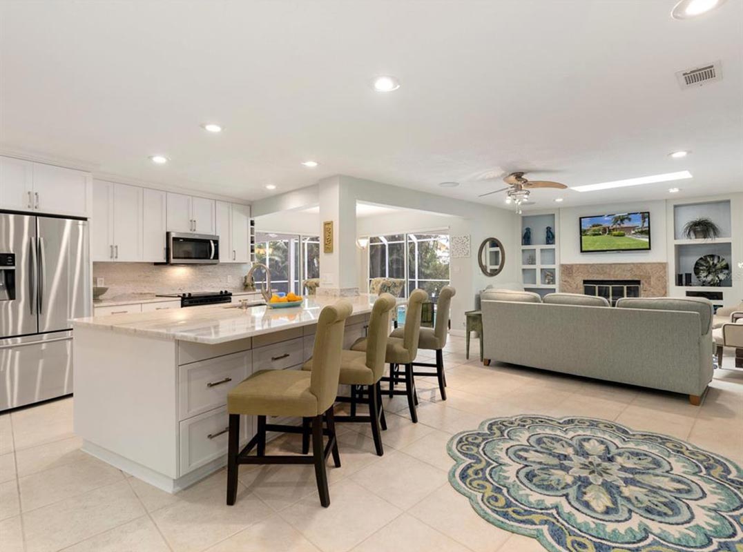 LHM Tampa Bay Bayway Isles Pool home!