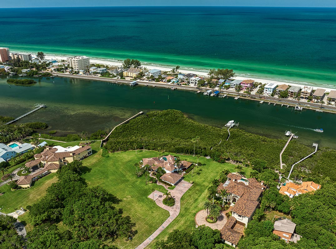 Estate Property With Two Expansive Acres On The Intracoastal Waterway