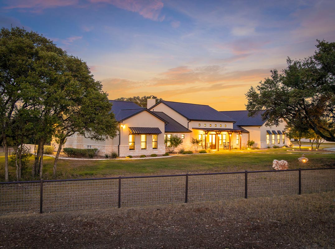 Elegant Hill Country Home On 13+ Acres With Stunning Views