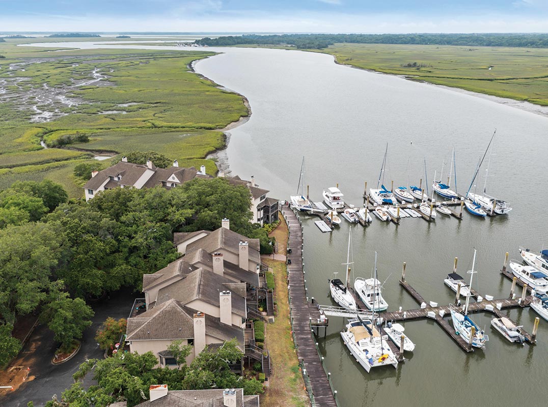 Boater's Dream Villa with Sought After Views