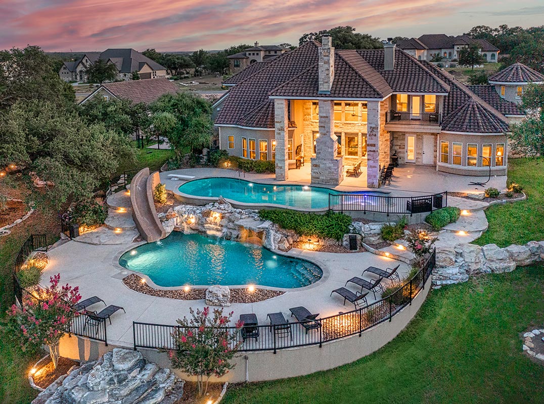 Luxury Living in the Heart of Hill Country
