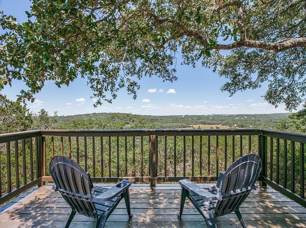 Your Hill Country Retreat in Creekwood Ranches