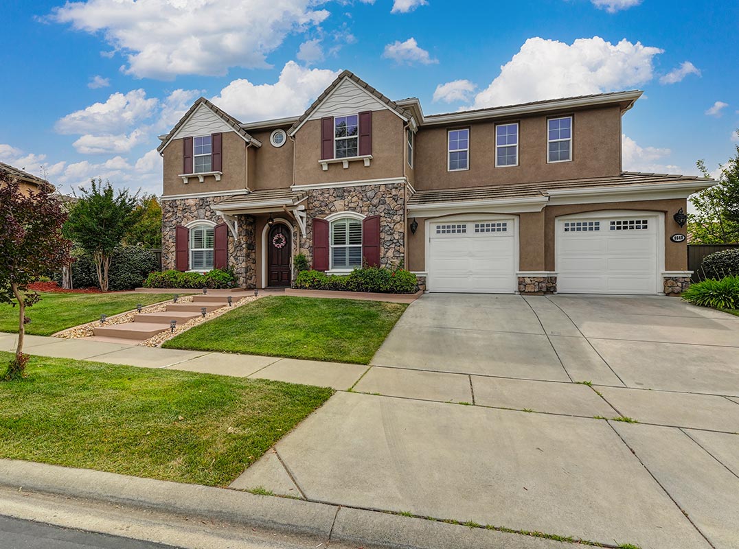 LHM Sacramento Creek Large Updated Home