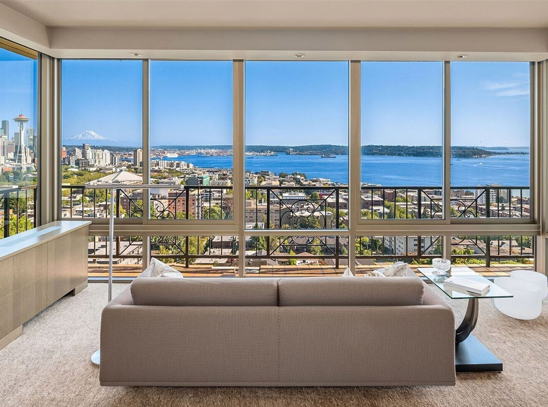 Extraordinary Seattle Residence