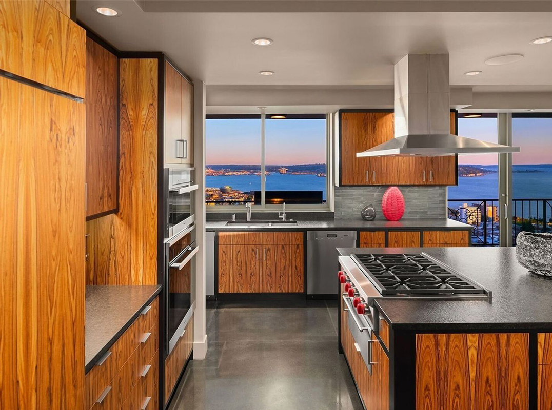Extraordinary Seattle Residence