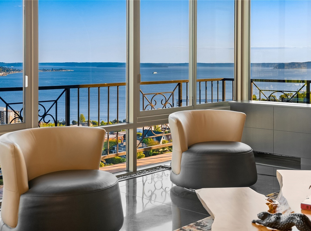 LHM Greater Seattle Queen Anne Condo Masterpiece