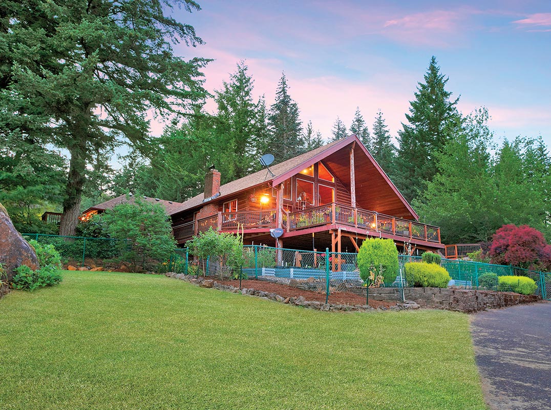 PRIVATE 7 ACRE ESTATE WITH  STUNNING MT. HOOD VIEWS