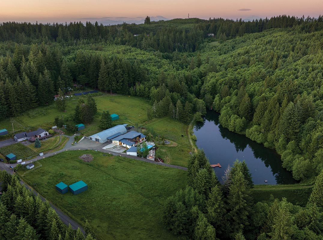 LHM Oregon SW Washington ONE OF A KIND 72 ACRE OASIS