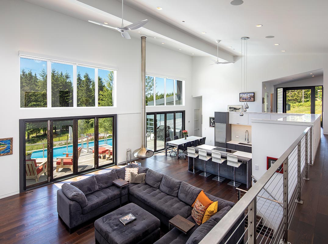 LHM Oregon SW Washington ONE OF A KIND 72 ACRE OASIS