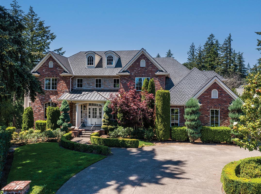 PRIVATE COMPOUND IN FOREST HIGHLANDS