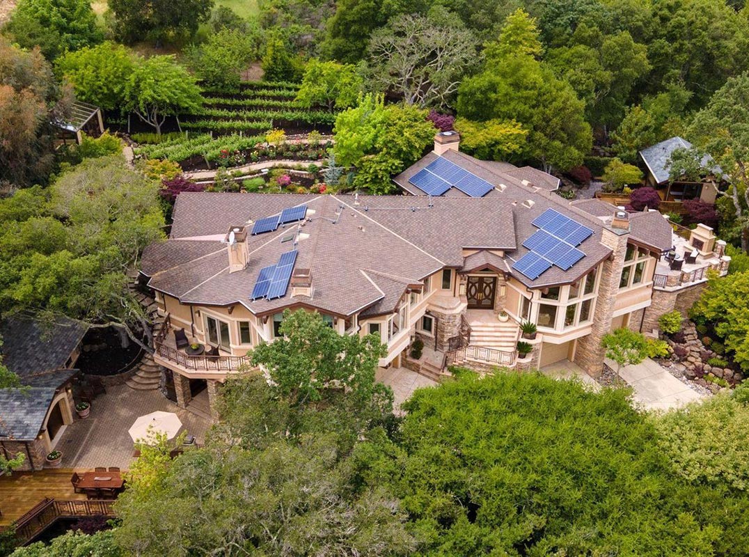 Magnificent Custom Home A Hilltop Lot
