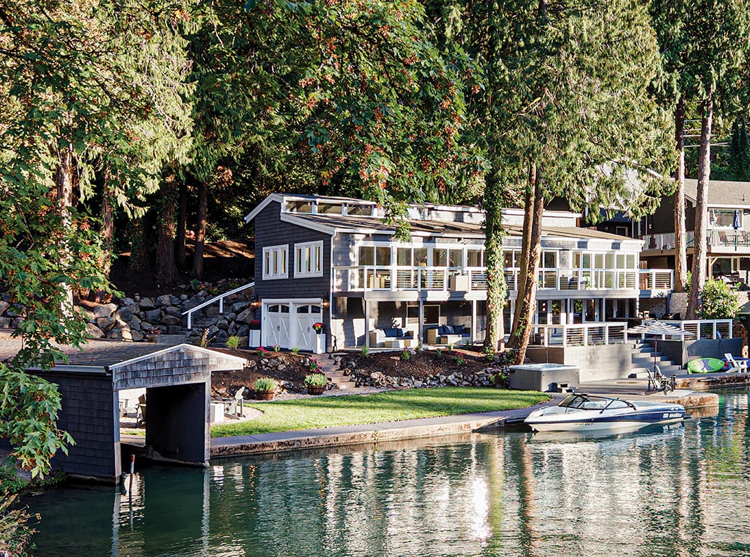 LHM Oregon SW Washington Premium Home on Oswego Lake