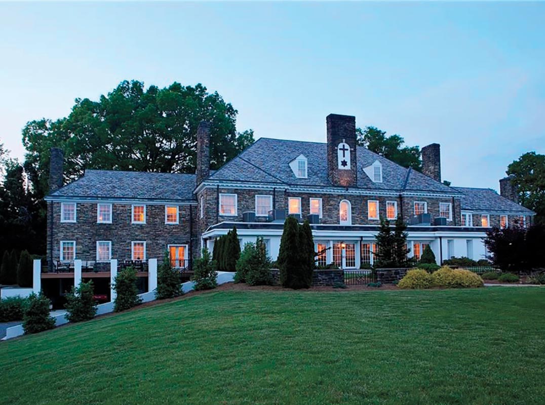 Unique Country Estate - The Lasater Mansion