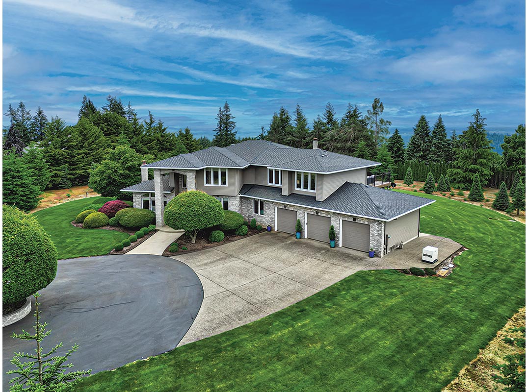 Meticulously Maintained Home & Private Country Elegance