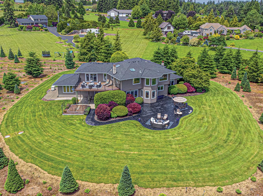 Meticulously Maintained Home & Private Country Elegance