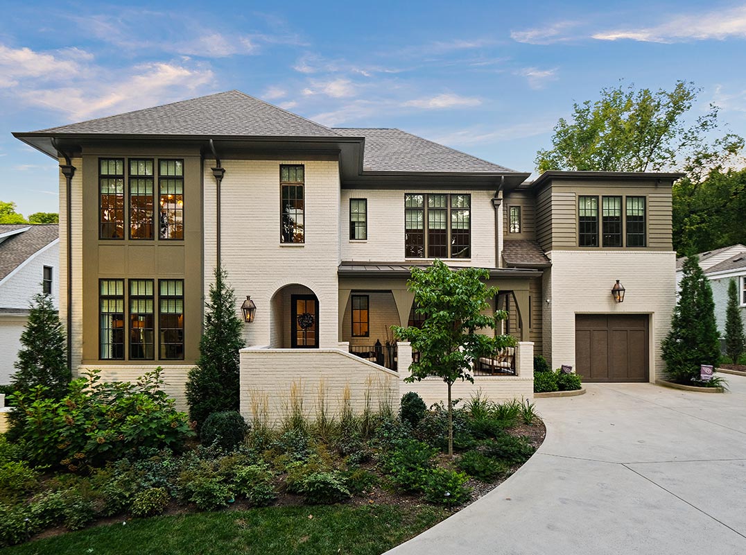Gorgeous Green Hills Masterpiece