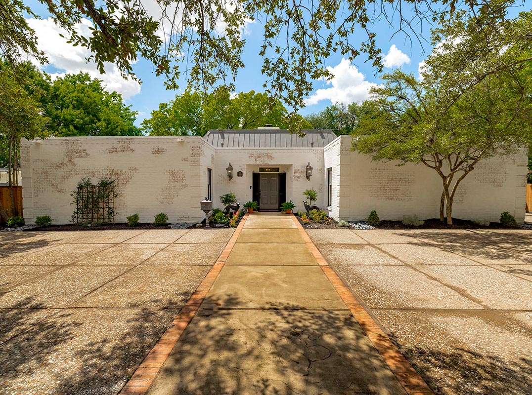 One-Of-A-Kind Georgetown Mid-Century