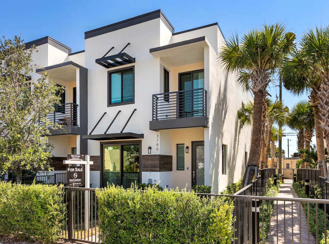 Turnkey New Construction Townhouse in the Heart of West Palm Beach