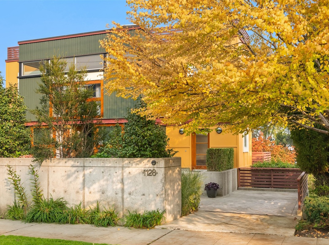 LHM Greater Seattle Thoughtfully Designed Leschi Residence