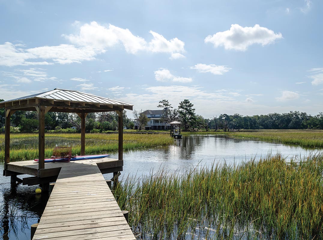  Build Your Dream Home on this Beautiful & Private Waterfront Retreat