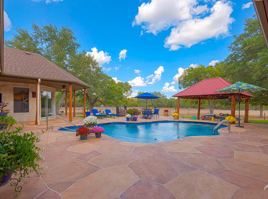 Equestrian Property With Resort Style Living