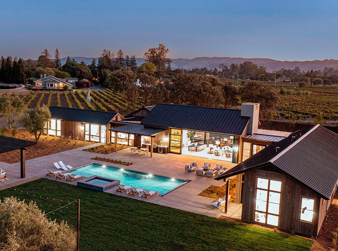 Luxury Living in Wine Country