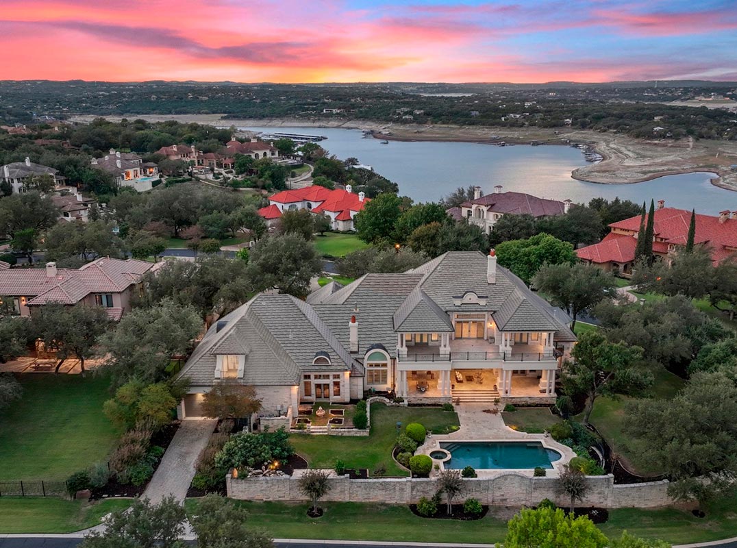 LHM Austin Costa Bella on Lake Travis