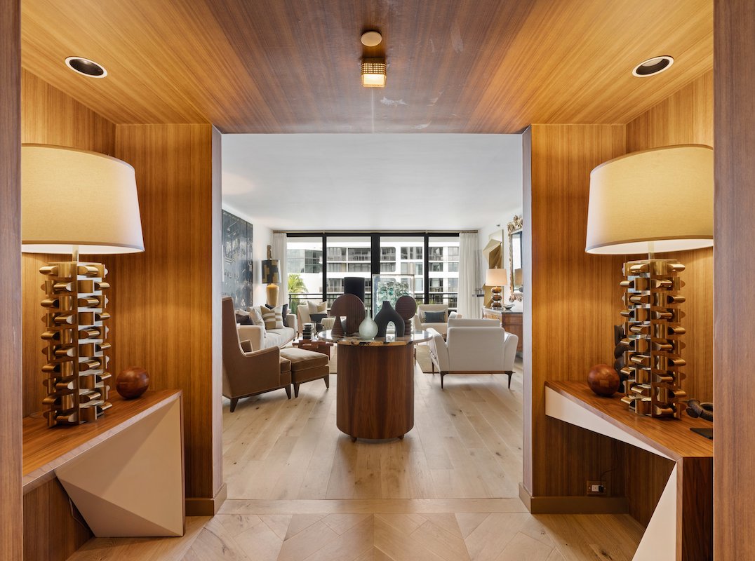 Palm Beach Hampton Condominium